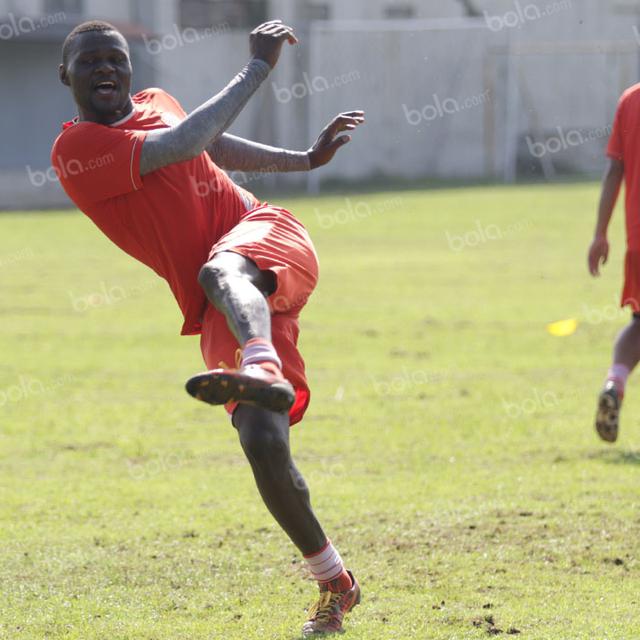 Ladeni Semen Padang Boya Belum Tentu Masuk Skuat Inti Persija Tsc 2016 Bola Com