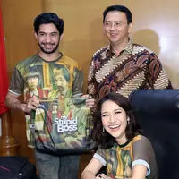 Kemampuan kualitas akting Reza Rahadian memang sudah tak diragukan lagi, tak khayal jika dirinya dapat beberapa penghargaan aktor terbaik di industri seni peran tanah air. (Nurwahyunan/Bintang.com)