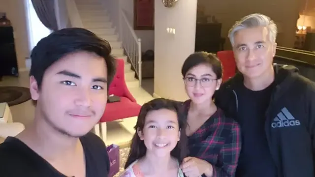 6 Momen Kebersamaan Keluarga Adjie Pangestu dan Annisa Trihapsari, Tetap Rukun