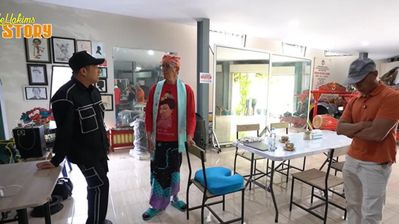 10 Potret Rumah Didik Nini Thowok di Jogja, Dalamnya Mirip Museum