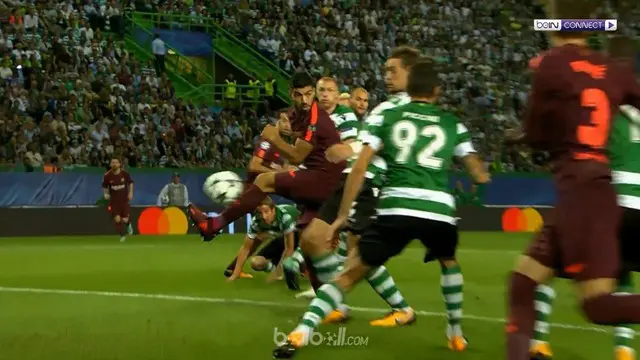 Barcelona memuncaki klasemen sementara Grup D Liga Champions sehabis menang susah payah 1-0 di markas Sporting Lisbon, Rabu (27/9).