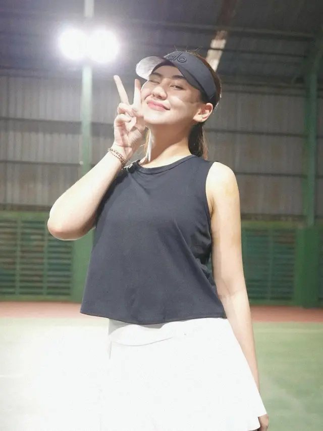 Aaliyah Massaid bertopi (Instagram/aaliyah.massaid)