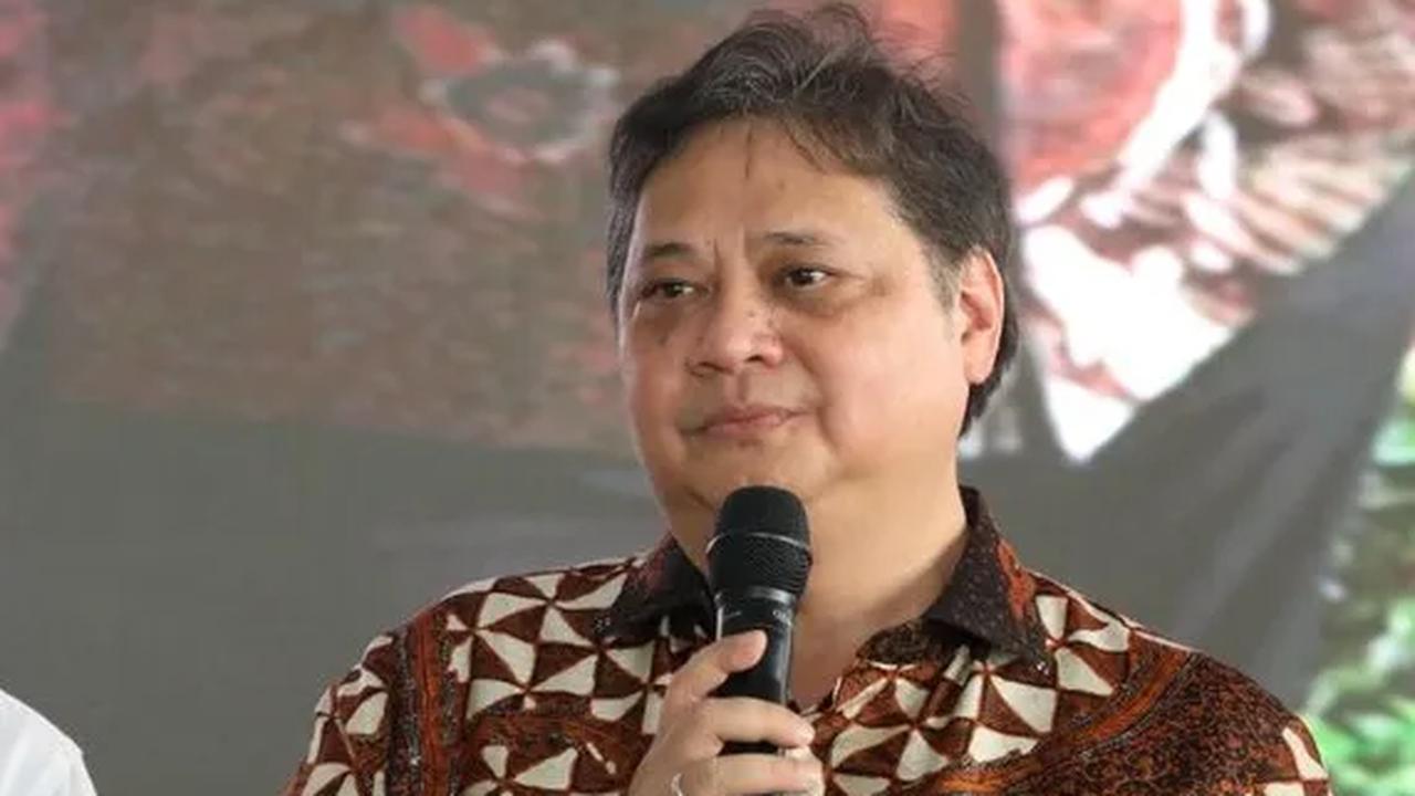 Menteri Koordinator (Menko) Perekonomian Airlangga Hartarto siap menghadiri pemeriksaan di Kejaksaan Agung, sebagai saksi terkait dugaan kasus korupsi CPO (crude palm oil) dengan tersangka tiga korporasi.