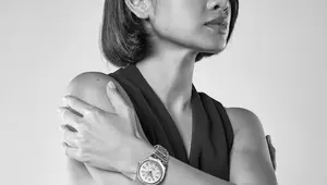 Bagi Andien, ini adalah tahun keduanya bersama Breitling. Pilihan jam tangan favoritnya adalah Chronomay yang membuatnya jatuh cinta terhadap brand ini.  [Foto: Breitling]