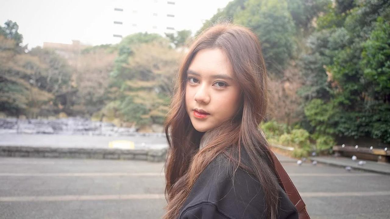 4 Potret Ziva Magnolya Liburan di Jepang, Penampilannya Banjir Pujian dan Disebut Bak Idol Korea