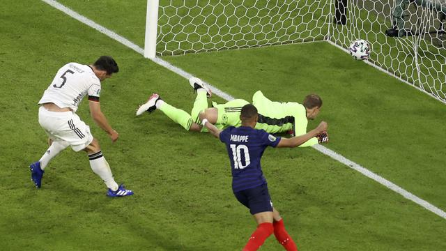 Foto Piala Eropa: Parade Rekor 5 Gol Bunuh Diri di Euro 2020, Teranyar saat Portugal Kalah 2-4 dari Jerman