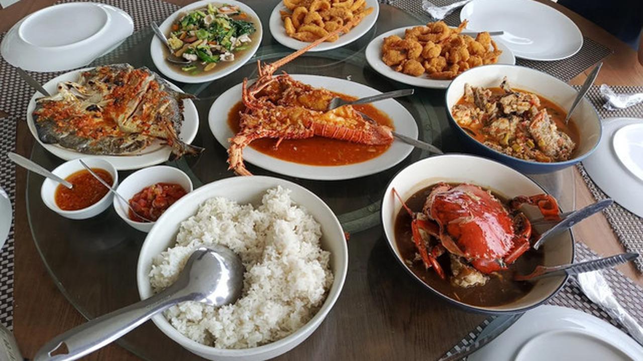 Rekomendasi Tempat Makan Ikan Bakar di Manado