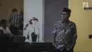 Wakil Gubernur Jambi Fachrori Umar bersiap menjalani pemeriksaan di gedung KPK, Jakarta, Kamis (4/1). Fachrori diperiksa sebagai saksi kasus suap terkait pengesahan RAPBD Provinsi Jambi tahun 2018. (Liputan6.com/Faizal Fanani)