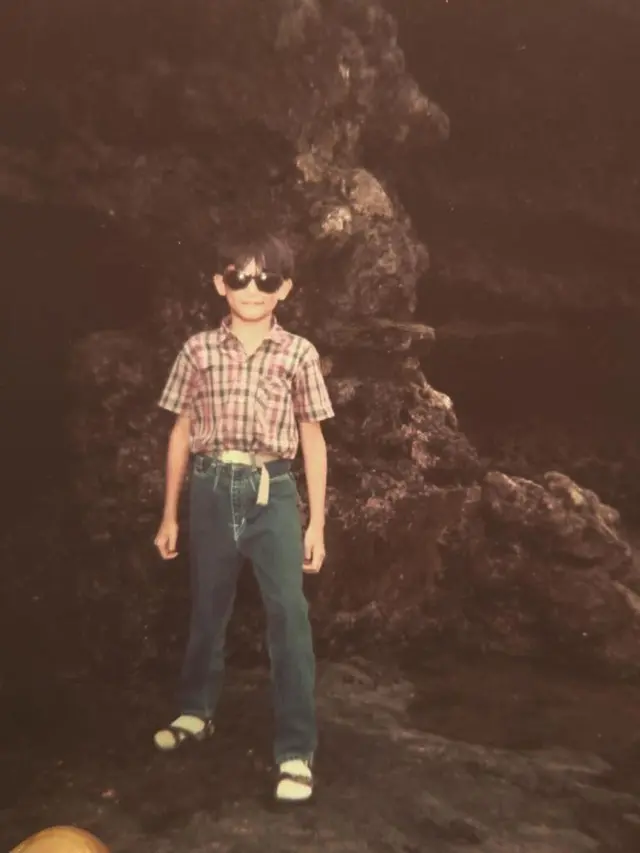Potret Masa Kecil Ryan Delon, Mirip Banget Dengan Ryshaka. (Sumber: Instagram/tail_wagging)
