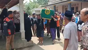 Setelah 26 Hari Pencarian, Rosyid Korban KMP Virgo Pulang dengan Peti Jenazah