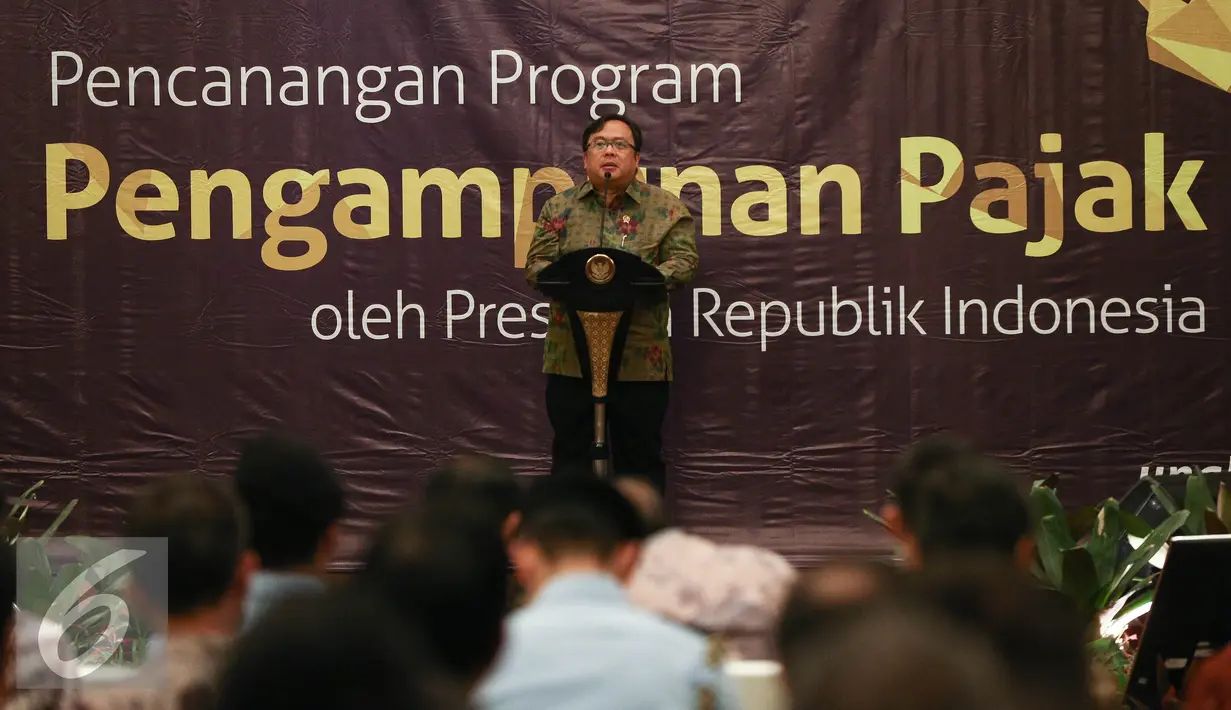 Menteri Keuangan Bambang S Brodjonegoro memberikan sambutan saat dalam pencanangan program kebijakan pengampunan pajak atau tax amnesty di Kantor Pusat Dirjen Pajak, Jakarta, Jumat (1/7). (Liputan6.com/Faizal Fanani)