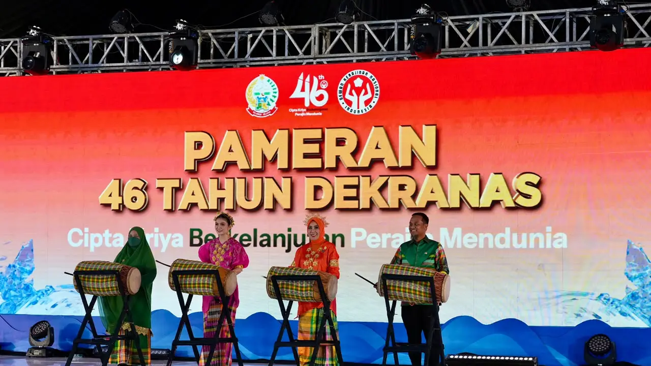 Ketua Harian Dewan Kerajinan Nasional (Dekranas) Tri Tito Karnavian saat menghadiri acara Syukuran 46 Tahun Dekranas di Trans Studio Mall (TSM) Kota Makassar. (Dok. Istimewa)