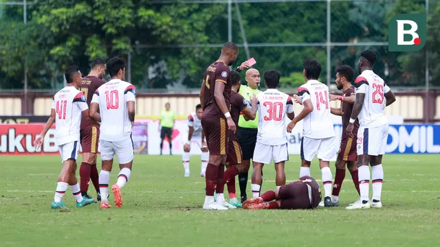 Foto: Takluk dari PSM Makassar, Arema Telan Kekalahan Kelima Beruntun di BRI Liga 1 2022 / 2023