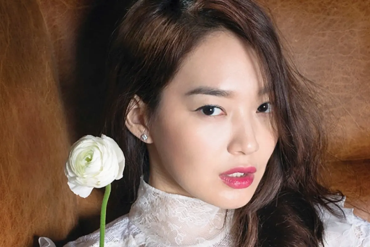 Shin Min Ah