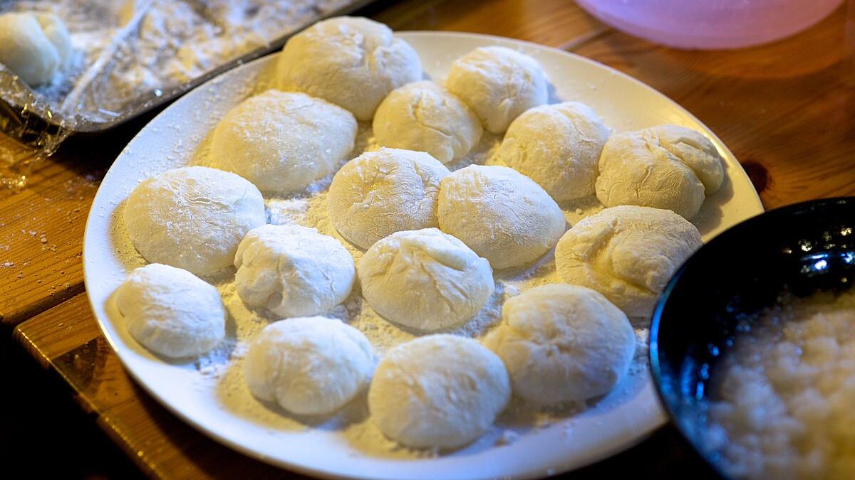 7 Resep Mochi Sederhana, Kenyalnya Bikin Nagih dan Seenak Beli