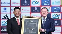 Susul Keanu Reeves, Ketua KOI Dapat Sabut Hitam dari Federasi Judo Internasional