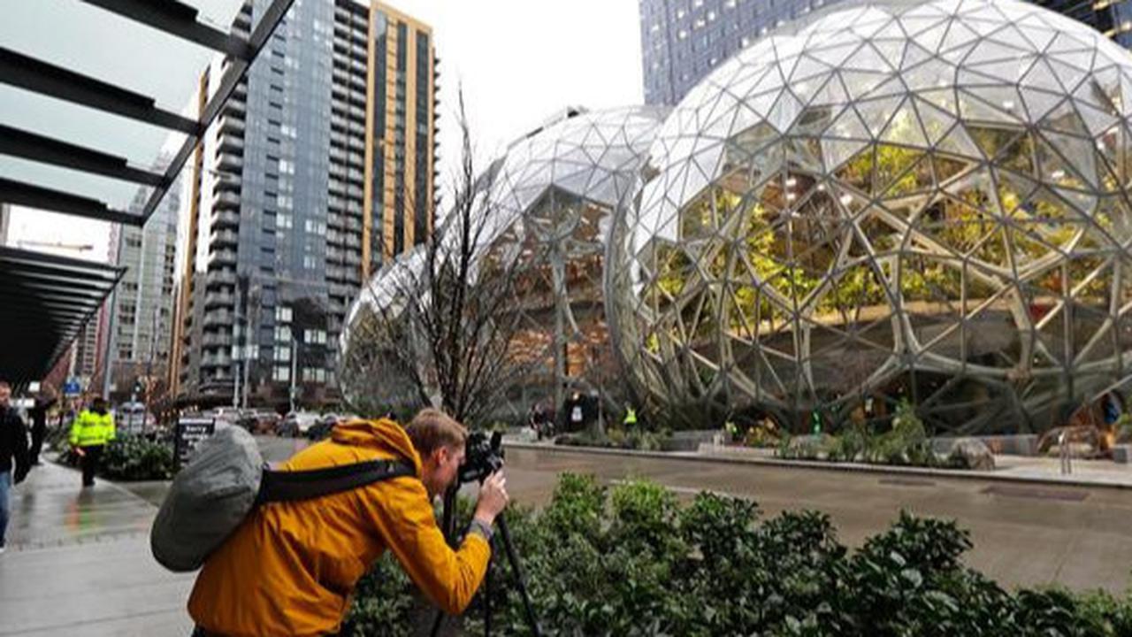 Fakta-Fakta Mengejutkan di Balik PHK Puluhan Ribu Karyawan Amazon, Semua Pekerjaan Digantikan AI?