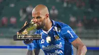 Selebrasi David da Silva setelah memastikan gelar top scorer bersama Persib Bandung, Jumat (31/5/2024) malam WIB. (Bola.com/Aditya Wany)