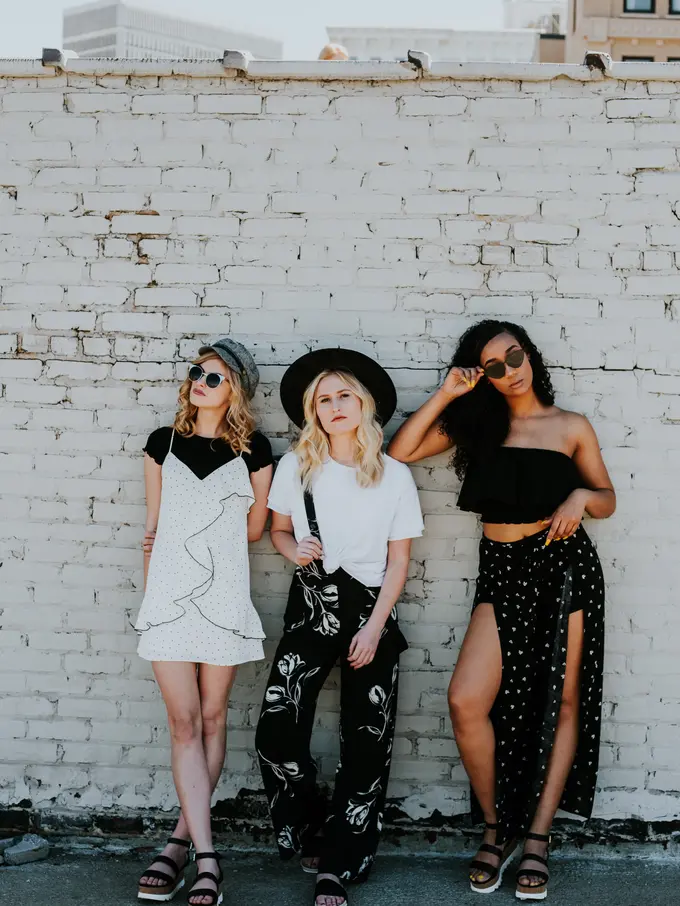 [Fimela] Ilustrasi Perempuan