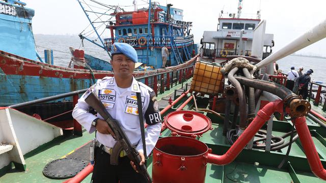 Bakamla Amankan 2 Kapal BBM Ilegal