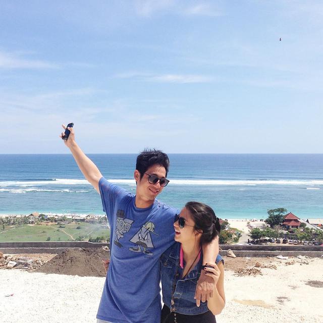 Potret perjalanan cinta Putri Titian dan Junior Liem