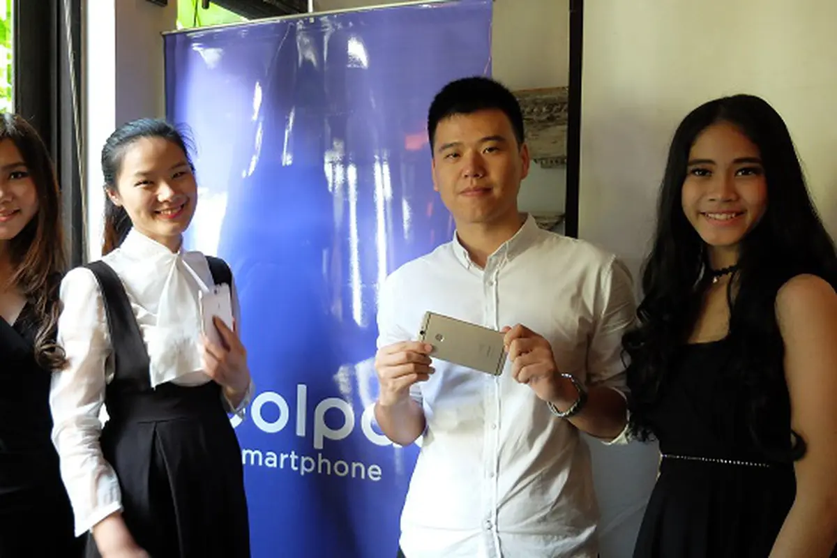  Coolpad Boyong Smartphone Berselimut Desain Mewah
