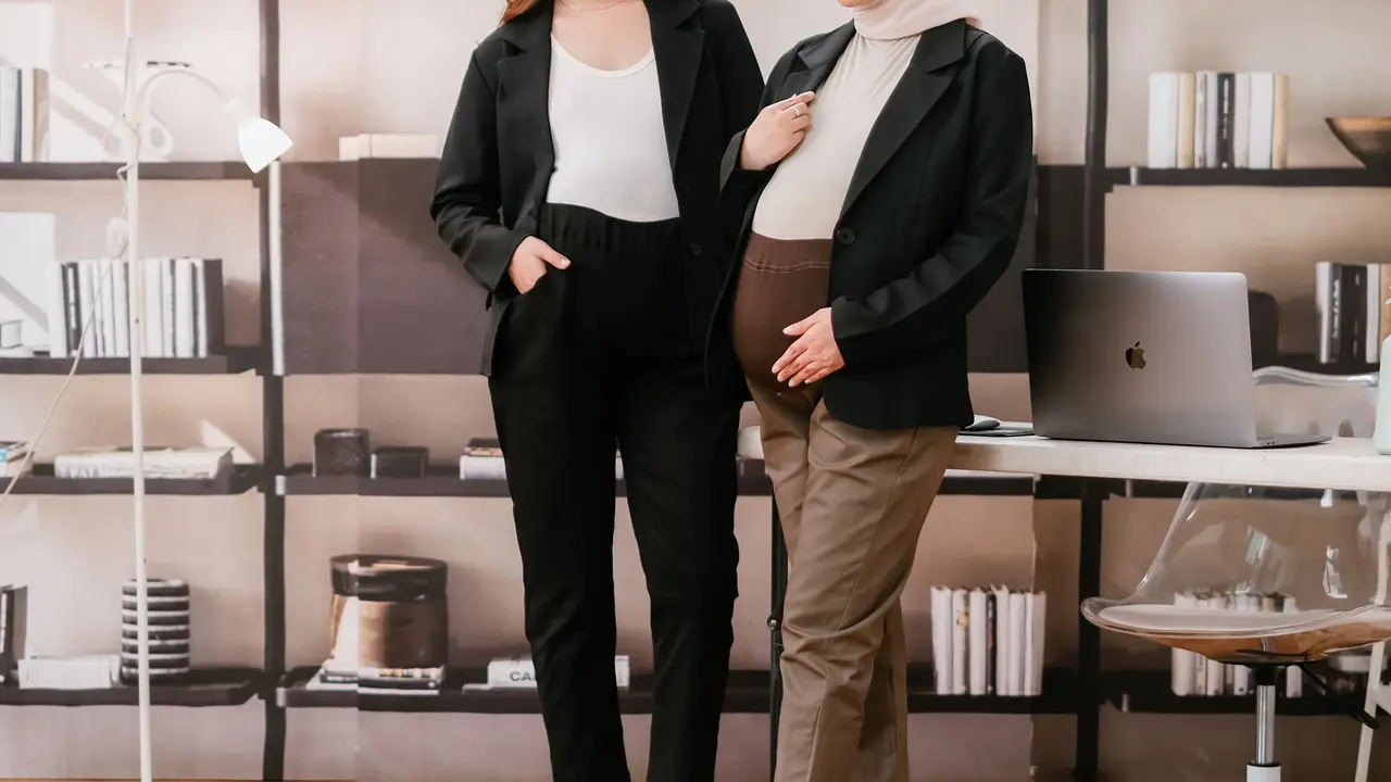 Pakaian Ibu Hamil dan Menyusui yang Nyaman Serta Stylish