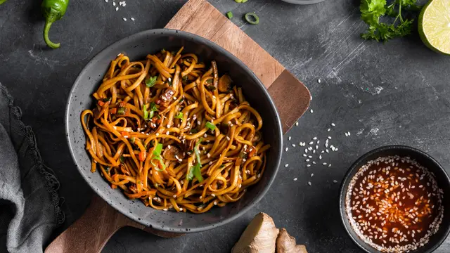 Lo Mein