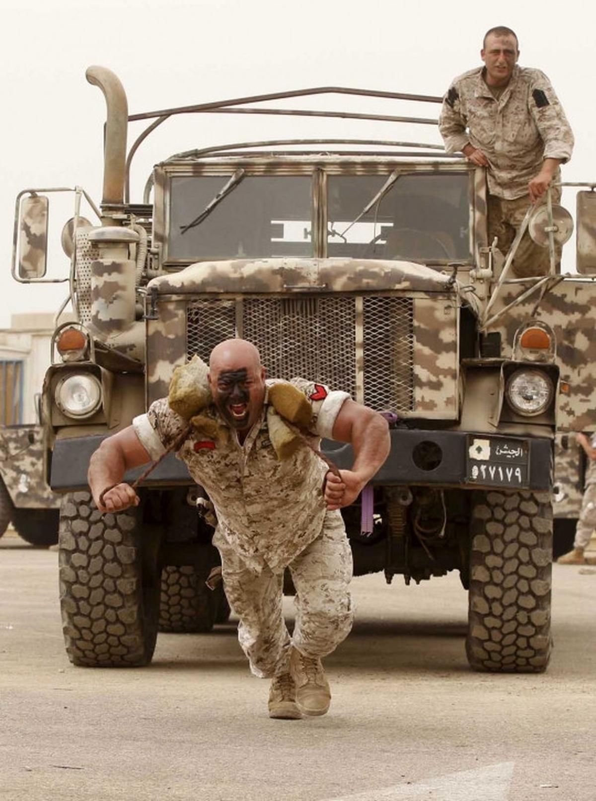 Mengintip latihan ekstrem tentara Lebanon yang bikin merinding