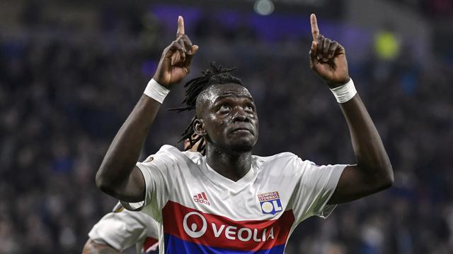 Lyon Hempaskan Everton