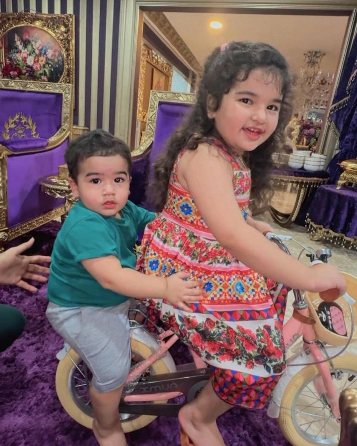 Potret Kedua Anak Tasya Farasya, Lucu dan Menggemaskan