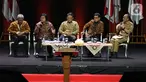 Menteri LHK Siti Nurbaya (kedua kiri), Menteri ESDM ArifinTasrif, Menparekraf Wishnutama, dan Sekjen KKP Nilanto Perbowo saat diskusi panel VII Rakornas Indonesia Maju antara Pemerintah Pusat dan Forum Koordinasi Pimpinan Daerah (Forkopimda) di Bogor, Rabu (13/11/2019). (Liputan6.com/HermanZakharia)