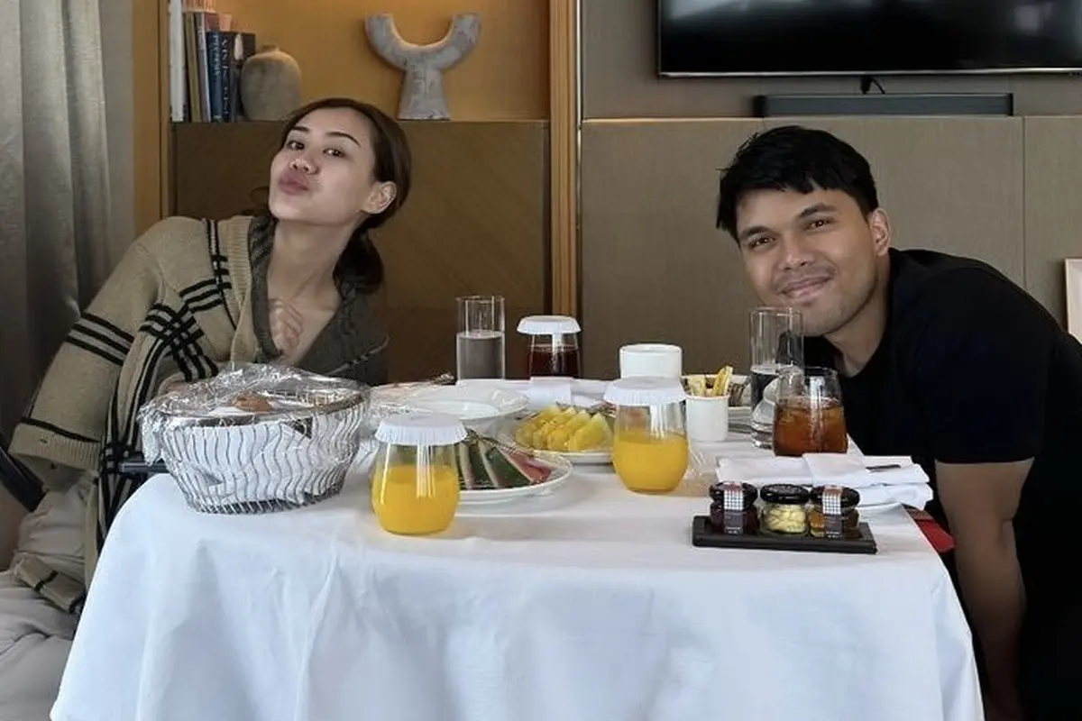 Penampilan Pasutri Baru Aaliyah Massaid dan Thariq Halilintar