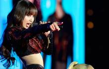 Penampilan Memukau Lisa BLACKPINK Buka Tahun Baru di Thailand, Lalu Perkenalkan Sang Pacar ke Keluarga