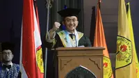 Mantan Wakil Gubernur Banten Andika Hazrumy menjadi lulusan terbaik program doktoral bidang Ilmu Sosial Universitas Pasundan (Unpas) Bandung (Istimewa)