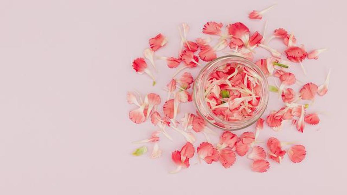 11 Manfaat Air Mawar untuk Kesehatan dan Kecantikan, Solusi Herbal yang Multifungsi