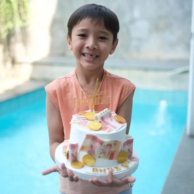 Zaskia Adya Mecca rayakan ultah Bhre (Instagram/zaskiaadyamecca)