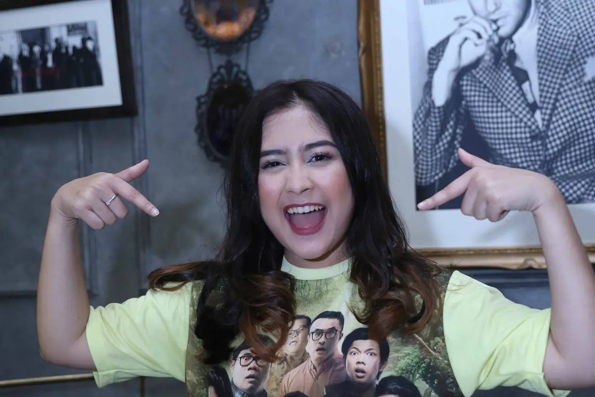 [Bintang] Prilly Latuconsina