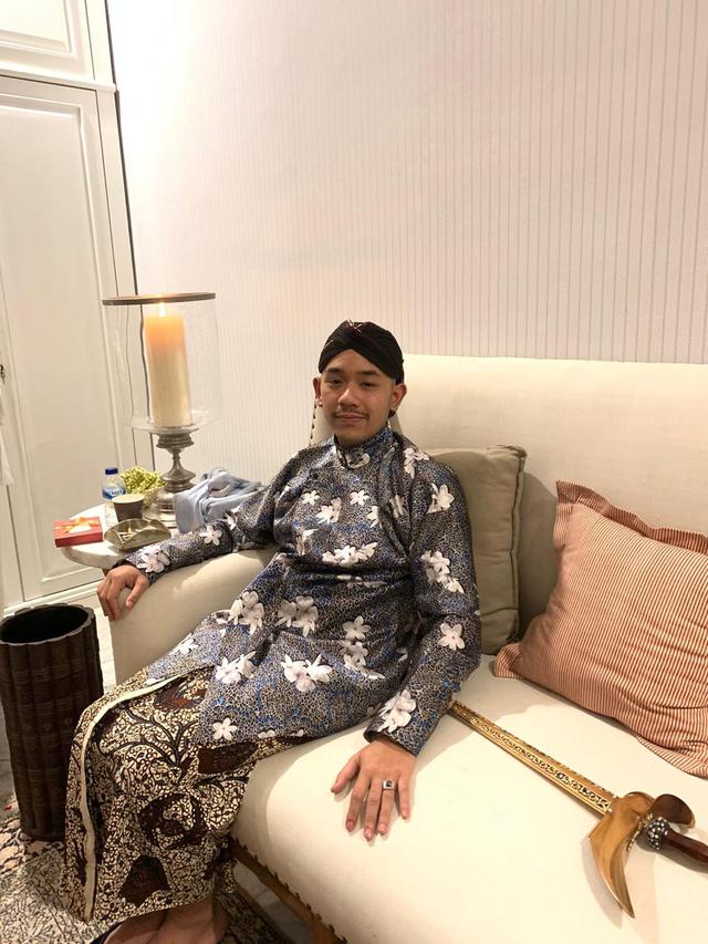 6 Fakta Haryo Putra Wibowo Cicit Soeharto Yang Baru Melepas Masa Lajang Showbiz Liputan6 Com