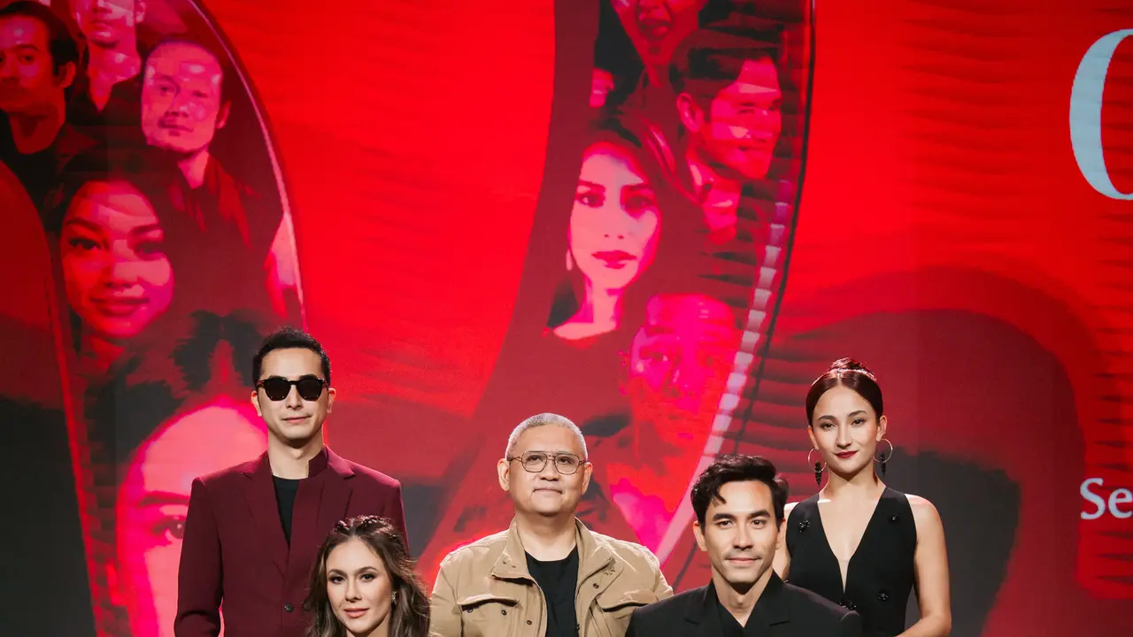 Darius Sinathrya, Wulan Gurino, Winky Wiryawan, Naomi Zaskia dan Monty Tiwa dari serial Open BO Lagi. [Foto: Vidio]