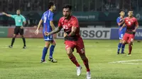 Gelandang Indonesia, Stefano Lilipaly, merayakan gol yang dicetaknya ke gawang Chinese Taipei pada laga Grup A Asian Games di Stadion Patriot, Bekasi, Minggu (12/8/2018). Indonesia menang 4-0 atas Chinese Taipei. (Bola.com/Vitalis Yogi Trisna)