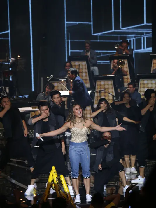 Ditemui di Emtek City, Jakarta Barat, pada Rabu (15/10/2015) malam, Agnez mengatakan tingginya adrenalin yang dirasakannya disebabkan oleh musik yang luar biasa pada konsernya itu. (Nurwahyunan/Bintang.com)