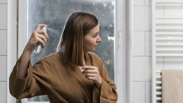 Rambut menyimpan aroma parfum lebih lama dibandingkan kulit