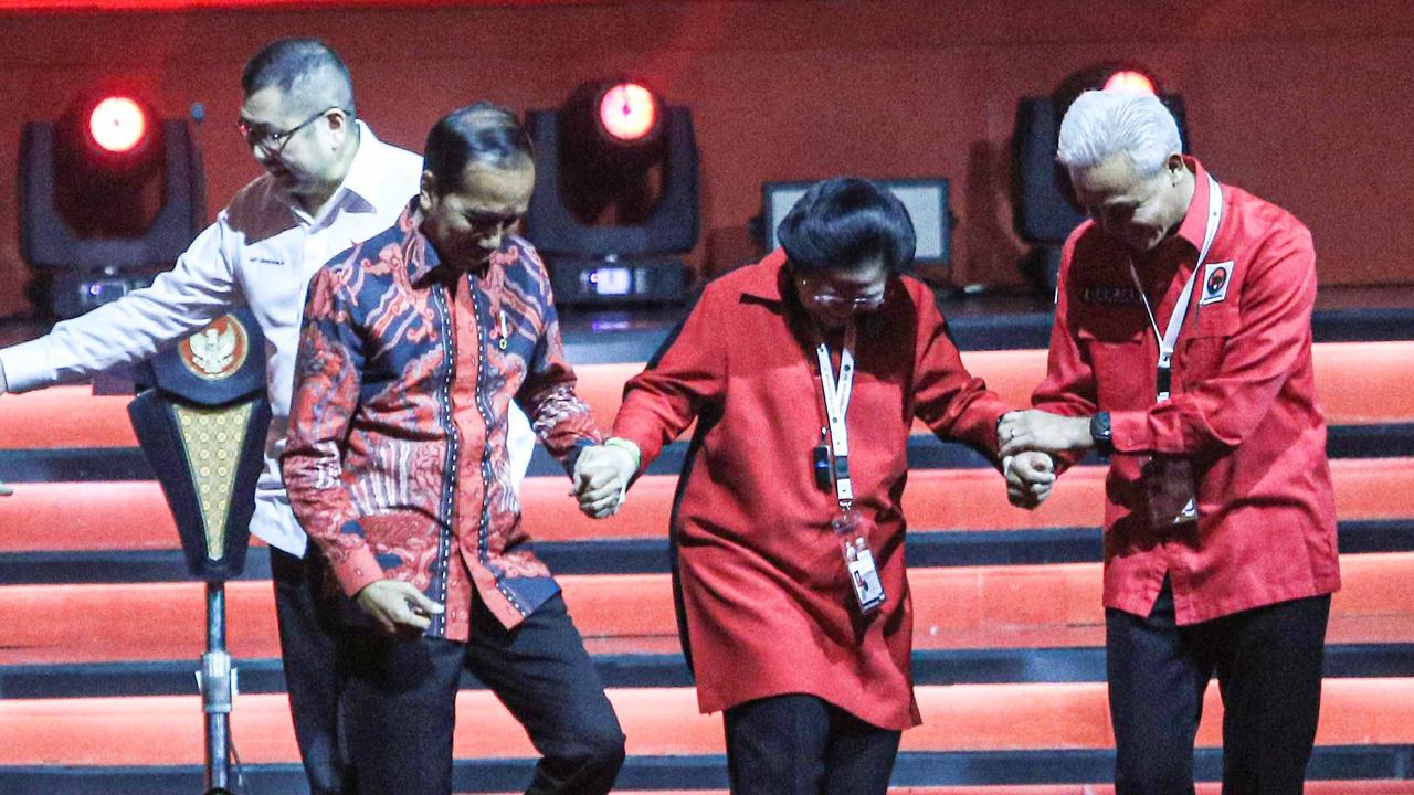 FOTO: Resmi Dipecat PDIP, Begini Potret Kenangan Mesra Jokowi dan Megawati yang Terekam Kamera