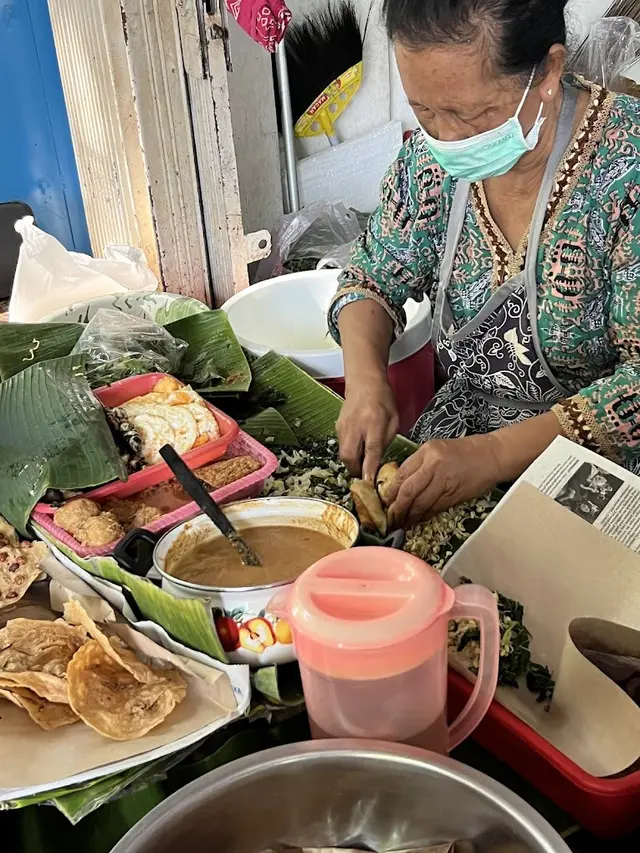 Rekomendasi Tempat Makan Pecel di Semarang