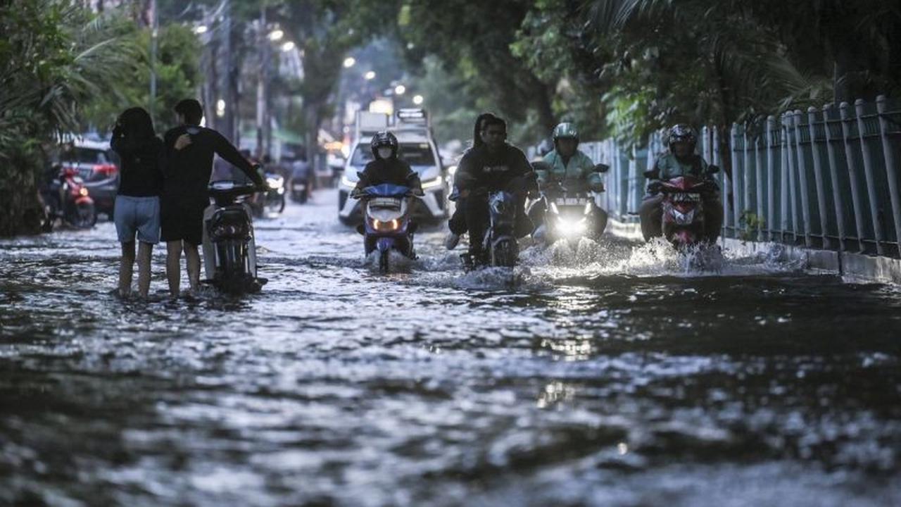 Banjir Jakarta Utara Surut Total, Empat RT dan Sebelas Ruas Jalan Kembali Normal