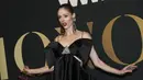 Coco Rocha berpose saat menghadiri WWD Honors Awards yang diselenggarakan oleh Women's Wear Daily di Cipriani South Street di New York pada Selasa, 25 Oktober 2022. (Photo by Andy Kropa/Invision/AP)