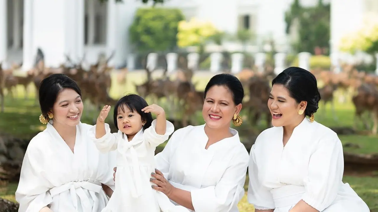Kahiyang Ayu, Iriana Jokowi, Selvi Ananda, dan Sedah Mirah. (Foto: Dok. Instagram @dierabachir)