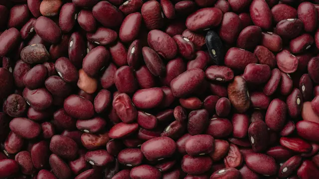 Ingin Menu Sahur yang Lebih Bergizi? Berikut Resep Sup Sayur Kacang Merah yang Hangat dan Mengenyangkan