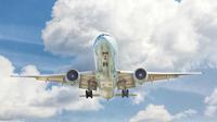 Kepuasan penumpang menjadi idaman bagi setiap maskapai maka dari itu seluruh maskapai berlomba-lomba untuk memberikan pengalaman terbang menyenangkan. Salah satunya United Airlines dengan perbaruan mereka yang inovatif. (Foto: Unsplash.com/John McArthur)